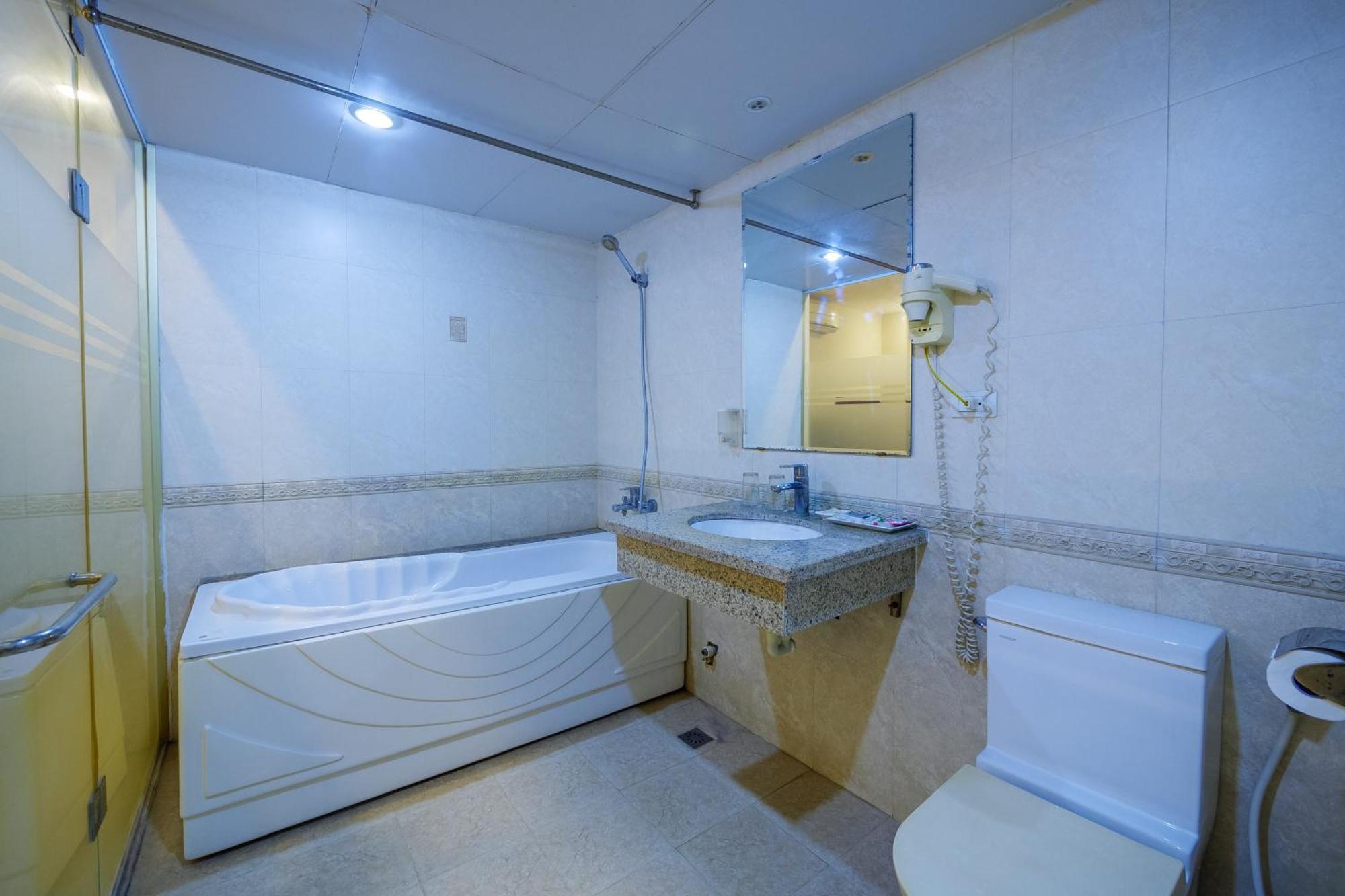 Ngan Ha Hotel Long Bien Ανόι Εξωτερικό φωτογραφία
